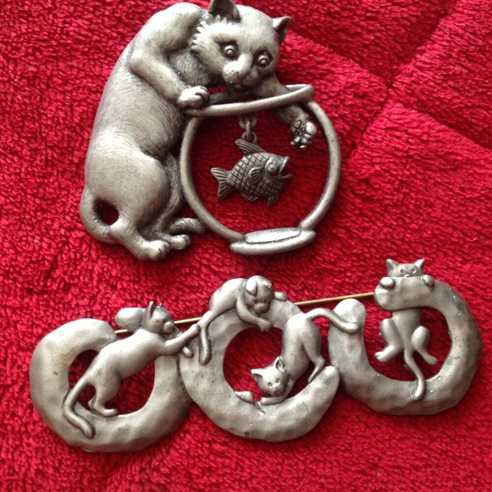 Lot of Two Vintage Pewter Jonette Jewelry Co., J.J. Cat Brooch/Pins